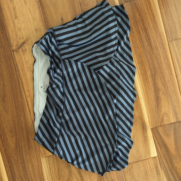 Athleta Pants - Athleta striped tennis skirt-size M